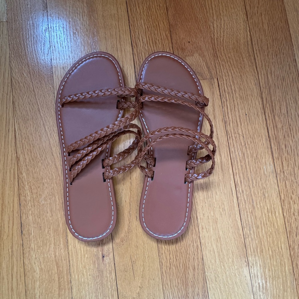 🚫SOLD🚫Braided Leather Sandals - Brown